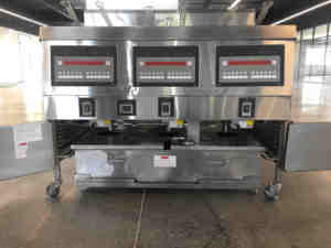 Friteuse commerciale commerciale, haute capacité, 25L x 3, avec pompe à filtre à huile automatique - Product Image 5