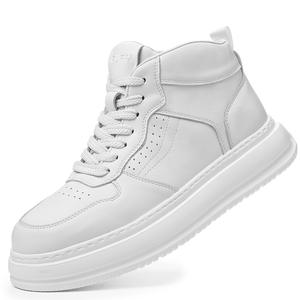 Zapatillas de Moda para Hombre, Aislantes y Cálidas para Otoño e Invierno, Resistentes, Versátiles, Cómodas, con Suela Gruesa y Tacón Alto - Product Image 1