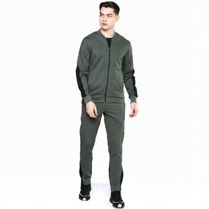 Vente en gros Ensemble de survêtements de fitness pour hommes personnalisés Maternité Écologique Personnalisation complète pour vêtements d'hiver Prix bon marché - Product Image 1