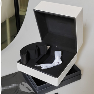 Élégant blanc noir Pu rubans d'emballage à l'intérieur de l'estampage à chaud Logo Chanl montre poignet boîte ensemble - Product Image 2