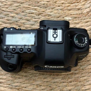 Boîtier d'appareil photo numérique Canon 5D Mark II, boîtier robuste et durable, vidéo Full HD pour photographes professionnels et passionnés - Product Image 5