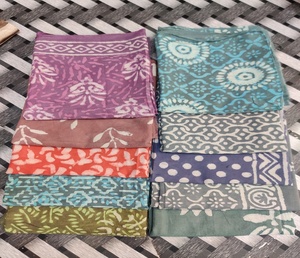 Pañuelo de Algodón Puro Mul Mul con Estampado Dabu Hecho a Mano, Suave y Ligero, para Mujer, Estilo Étnico Tradicional y Diseño de Moda - Product Image 1