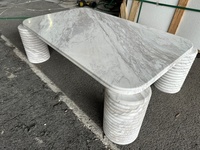 Table basse rectangulaire en marbre blanc naturel de designer, base cylindrique cannelée, table de salon moderne de luxe, taille personnalisée