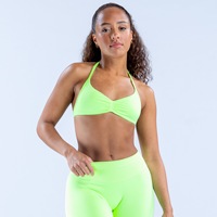 Ensemble de yoga sans couture 3 pièces pour femme : T-shirt d'entraînement, short froncé et crop top – Tenue de sport et fitness