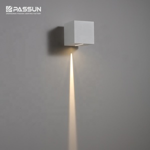 Đèn Led Treo Tường Trang Trí Ngoài Trời Hình Khối Lập Phương Bằng Nhôm - Product Image 5