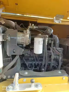 Offre Spéciale – Mini-Excavatrice sur Chenilles Komatsu PC70 d'Occasion, 7 Tonnes, Certifiée CE, Provenance Japon, avec Brise-roche - Product Image 4