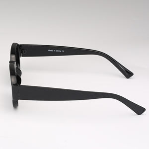 2025 nouvelles lunettes de soleil étroites unisexes OEM tendance avec protection UV400 couleur Pantone disponible - Product Image 6