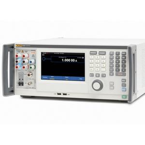Multimètre multifonction Fluke 5550A, calibrateur multi-produits haute performance, oscilloscope, calibrateurs pour laboratoires - Product Image 2
