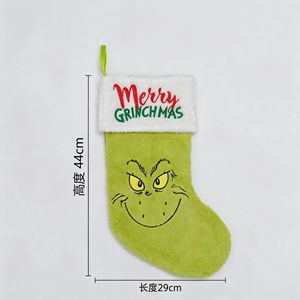 Calcetines navideños transfronterizos más vendidos: Calcetines de Navidad de peluche bordados con <span class=keywords><strong>Merry</strong></span> <span class=keywords><strong>Grinchmas</strong></span>, colgantes decorativos - Product Image 5