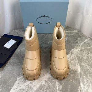 Bottes d'hiver antidérapantes de haute qualité, unisexes, bottes en fourrure de mouton de luxe, marque de mode, légères et respirantes - Product Image 2