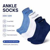 Chaussettes de sport à compression à logo personnalisé, faible MOQ, séchage rapide, pour la course, l'entraînement, la gym, le cyclisme, hommes et femmes, directement de l'usine