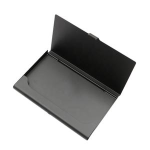 Design de mode Logo d'impression personnalisé Logo laser Porte-cartes de visite portable en métal et aluminium en stock - Product Image 5