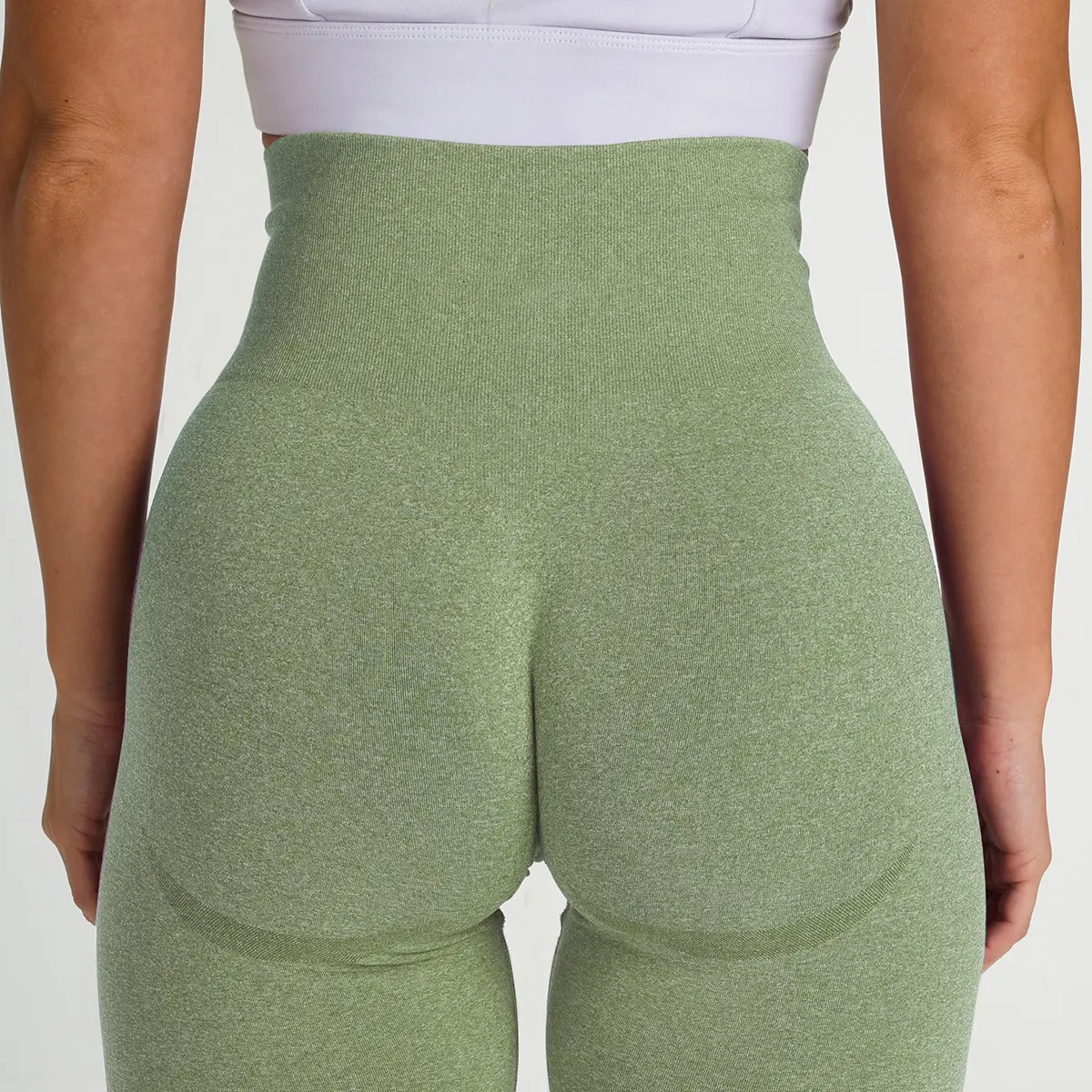 Seamless Yoga Pants Shorts Women High Waist Hip Lift Sports Running Slim Leggings Female Pants Grass Green Curve Short
