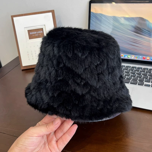 หมวกทรงบักเก็ตแฟชั่นหนานุ่ม อุ่นสบาย สไตล์เรียบง่าย สีพื้น สไตล์ชาวประมง สำหรับผู้หญิง - Product Image 6