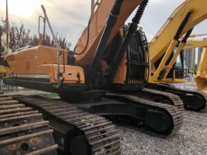 Pelle sur chenilles originale Hyundai 305LC-9T d'occasion 30 tonnes Engins de terrassement Bonne performance Roulement de moteur à bas prix - Product Image 2