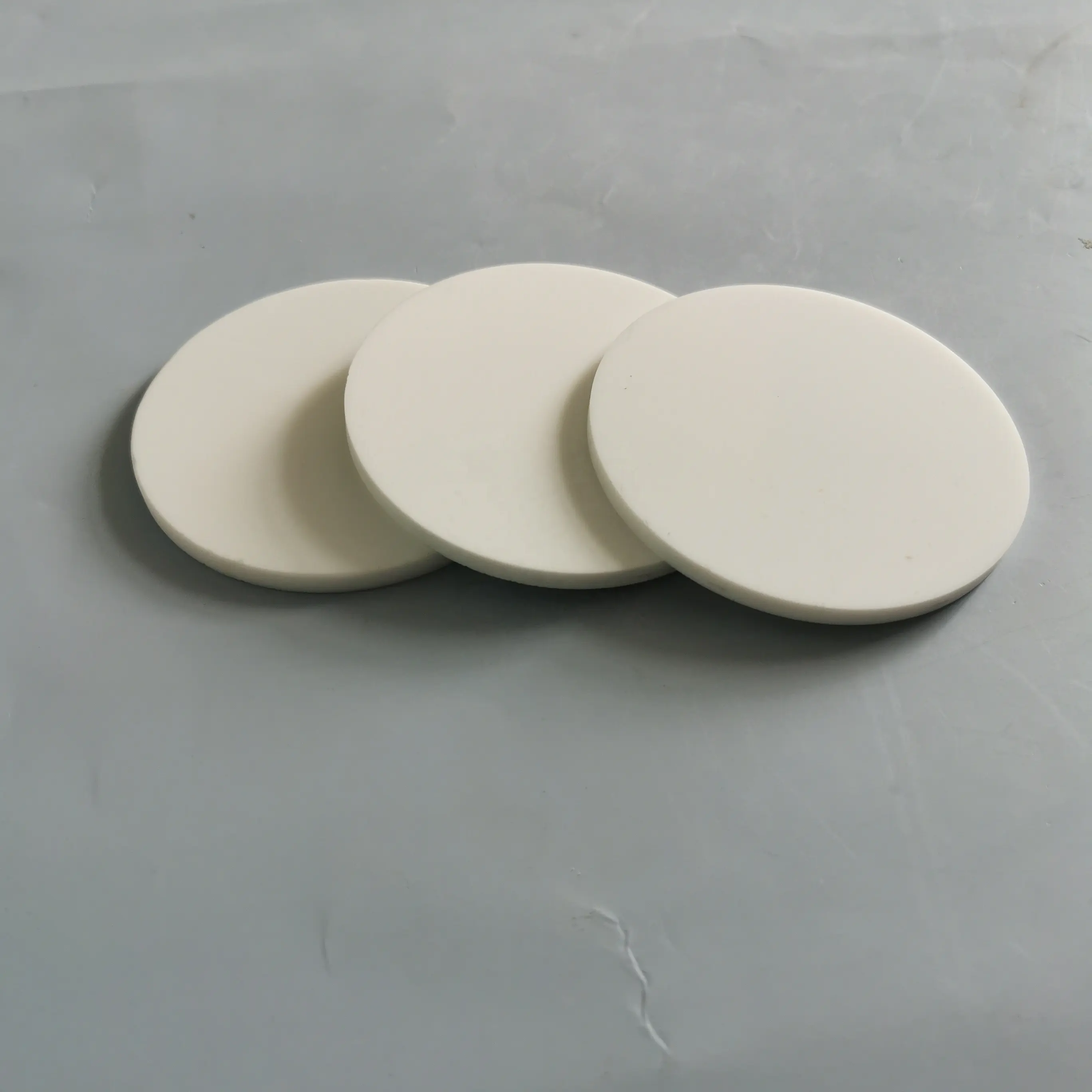 Быстрая доставка MGC Macor обрабатываемая стеклянная керамическая дисковая пластина для конструкционных деталей