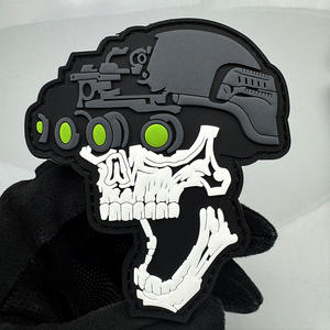 Бикини девушка Тактический Патч Забавный шокирующий пончик ПВХ патч липучка значок пальцы - Product Image 4