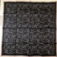 Fournisseur OEM de foulards en soie, carré 90*90cm, jacquard, décontracté, doux pour la peau, cadeau pour femme, grand foulard en soie pour cheveux, vente en gros