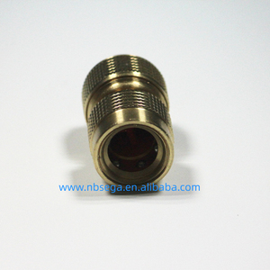 Connexion rapide <span class=keywords><strong>en</strong></span> <span class=keywords><strong>laiton</strong></span> avec connecteur <span class=keywords><strong>de</strong></span> <span class=keywords><strong>tuyau</strong></span> <span class=keywords><strong>d</strong></span>'arrêt <span class=keywords><strong>d</strong></span>'eau 6 boules Connecteurs <span class=keywords><strong>d</strong></span>'eau <span class=keywords><strong>de</strong></span> jardin - Product Image 5