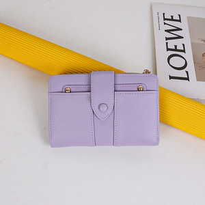 Portefeuille court portable pour <span class=keywords><strong>femme</strong></span> Weeks SH0302 en <span class=keywords><strong>cuir</strong></span> PU, avec fermeture éclair, <span class=keywords><strong>porte</strong></span>-cartes multiples et compartiment à billets, idéal pour un usage quotidien - Product Image 4