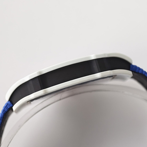 นาฬิกาข้อมือผู้ชายรุ่นพรีเมียม บาร์เรล ผลิตจากคาร์บอนไฟเบอร์ NTPT โครงสร้างแบบสเกเลตัน เครื่องจักรกล รุ่น 67-02 สายไนลอนสีน้ำเงินบางเฉียบ นาฬิกาสปอร์ต - Product Image 3