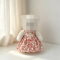Vêtements à la mode [Uniquement en tissu] pour poupée en peluche de 20 cm, ensemble robe florale et ludique avec motifs de fleurs et de fruits et chapeau de paille pastoral.