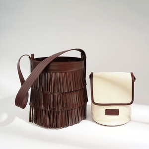 여성용 스웨이드 술 가죽 버킷 백 편안한 어깨 및 겨드랑이 클러치 백 - Product Image 5