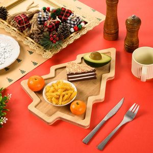 Plateau de service en bois en forme de sapin de Noël 28x20cm en bambou pour collations, desserts, décoration de fête, usage domestique et cuisine - Product Image 2
