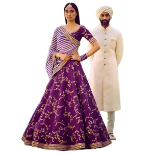 Merveilleuse robe de mariée brodée lehenga choli violette - Product Image 1