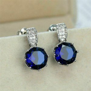 Orecchini a Perno Rotondi Semplici per Donne, Stile a Otto Punte, Accessori per Orecchie alla Moda per Uso Quotidiano, Outfit Casual e Regalo - Product Image 4