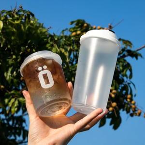 แก้วพลาสติกแบบกำหนดโลโก้ได้  ขนาด 500 มล. 700 มล. แก้วกาแฟพลาสติกแบบใช้แล้วทิ้ง แก้วนมชา กาแฟ แก้วพลาสติก PP ทรงตรง - Product Image 1