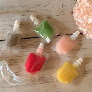 Sachets de cire fondante compressibles rose et blanc, parfumés, pour kits de fabrication de bougies DIY - Product Image 4