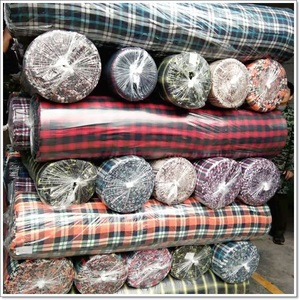 Lot de stock de <span class=keywords><strong>tissu</strong></span> de chemise à carreaux 100 % coton teint en fil de haute qualité, fabriqué en Chine, <span class=keywords><strong>fournisseur</strong></span> à Keqiao - Product Image 2