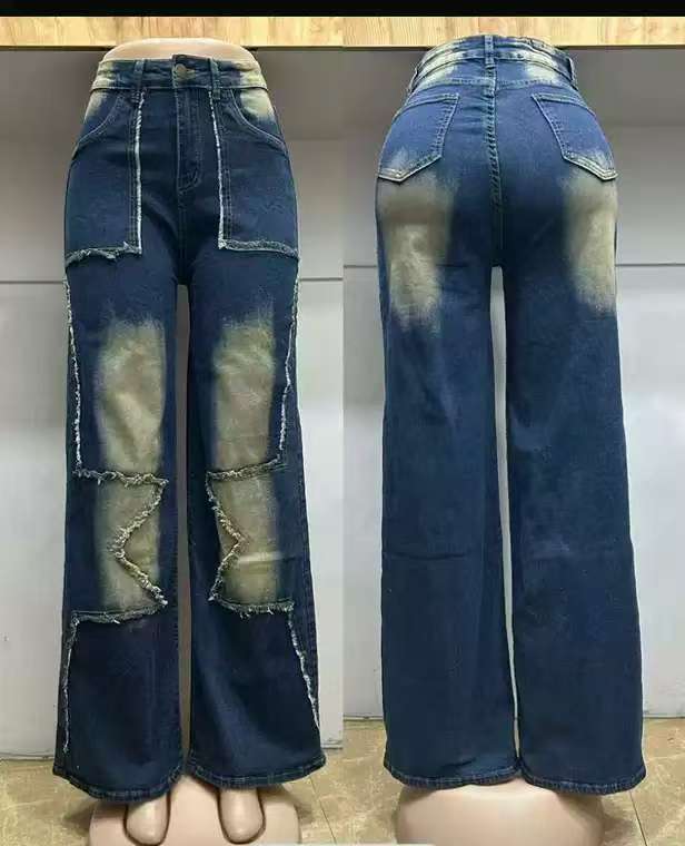 Combinare blu, nero, bianco, grigio, rosso e giallo