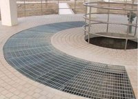 Passerelle extérieure moderne et durable caillebotis de sol en acier inoxydable antidérapant en métal galvanisé dentelé bâtiment anti-corrosion