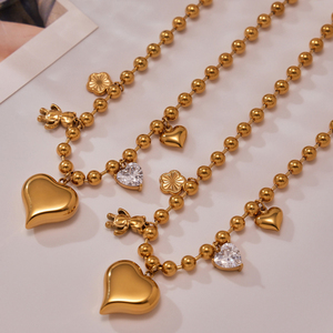 Collar con Colgante de Moda YF8397, Diseño de Corazón Grande con Circonita y Osito Pequeño, Chapado en Oro de 18K, Acero Inoxidable Resistente al Agua - Product Image 6