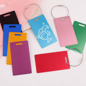 Étiquettes de bagages en aluminium carrées de 75 mm x 30 mm pour enfants, format compact, pour voyages en avion, vente en gros, personnalisables - Product Image 3