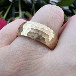 Anillo De Acero Anneaux en acier inoxydable courbés 6/8mm concave et convexe brillant martelé et frappé pour hommes et femmes - Product Image 4