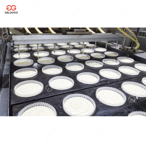 Machine semi-automatique complète de ligne de production de gâteau de <span class=keywords><strong>yaourt</strong></span> de machine de <span class=keywords><strong>cupcake</strong></span> de remplissage de gâteau de tasse pour la Madeleine - Product Image 4
