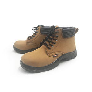 Calzado de Seguridad Invernal Antideslizante y Resistente a Impactos, con Puntera de Material Compuesto, Color Marrón, en Oferta - Product Image 2