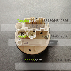 Pièces détachées pour <span class=keywords><strong>lave</strong></span>-<span class=keywords><strong>vaisselle</strong></span> 37650005 646618300 60/20-110 Mbar Contrôleur de pression pour <span class=keywords><strong>lave</strong></span>-<span class=keywords><strong>vaisselle</strong></span> <span class=keywords><strong>Electrolux</strong></span> WT90 WT37 WT38 Remplacement - Product Image 3