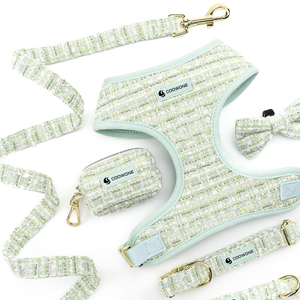 ชุดสายจูงสุนัขแบบหรูหรา Coowone ทำจากผ้าทวีด ปรับขนาดได้ พร้อมปลอกคอผูกโบว์น่ารัก ถุงเก็บอุจจาระ และสายจูง - Product Image 3