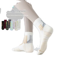 Chaussettes de sport professionnelles unisexe en coton-polyester à séchage rapide, tricotées à la cheville, avec dos en tissu éponge antidérapant, ODM pour la course, le cyclisme et la randonnée