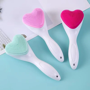 Silicone Facial Cleansing Brush Handheld Portable Cleaning Bath Brush Exfoliating Cleaning Pores Facial Massage Brush Girl - Product Image 3
