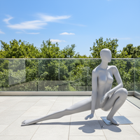 Maniquí de Yoga de Fibra de Vidrio de Alta Calidad con Textura, en Pose Sentada con Brazos Extendidos Laterales para Exhibición de Joyería