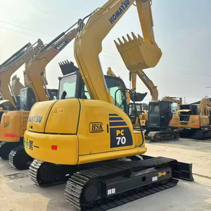 Komatsu-Pelleteuse hydraulique de 7 tonnes sur chenilles PC70 d'occasion à prix abordable avec moteur central et moteur - Product Image 6