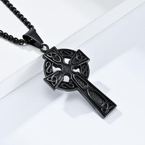 Collar de Acero de Titanio con Diseño de Nudo Celta, Unisex, para Uso Diario - Product Image 3