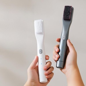 Электрическая щетка для чистки обуви с беспроводной зарядкой, USB-перезаряжаемая, портативная ручная щетка для полировки обуви из пластика - Product Image 1