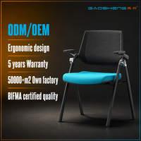 Chaise de conférence moderne en maille avec accoudoirs rabattables inclinables, chaise pliante pour la formation, idéale pour les écoles, les bureaux et les salles de réunion commerciales GS-G2401C
