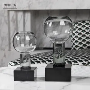 Lampe de table en verre Merlin, avec vase en cristal, de base en marbre blanc et noir, décoration moderne de luxe pour la maison